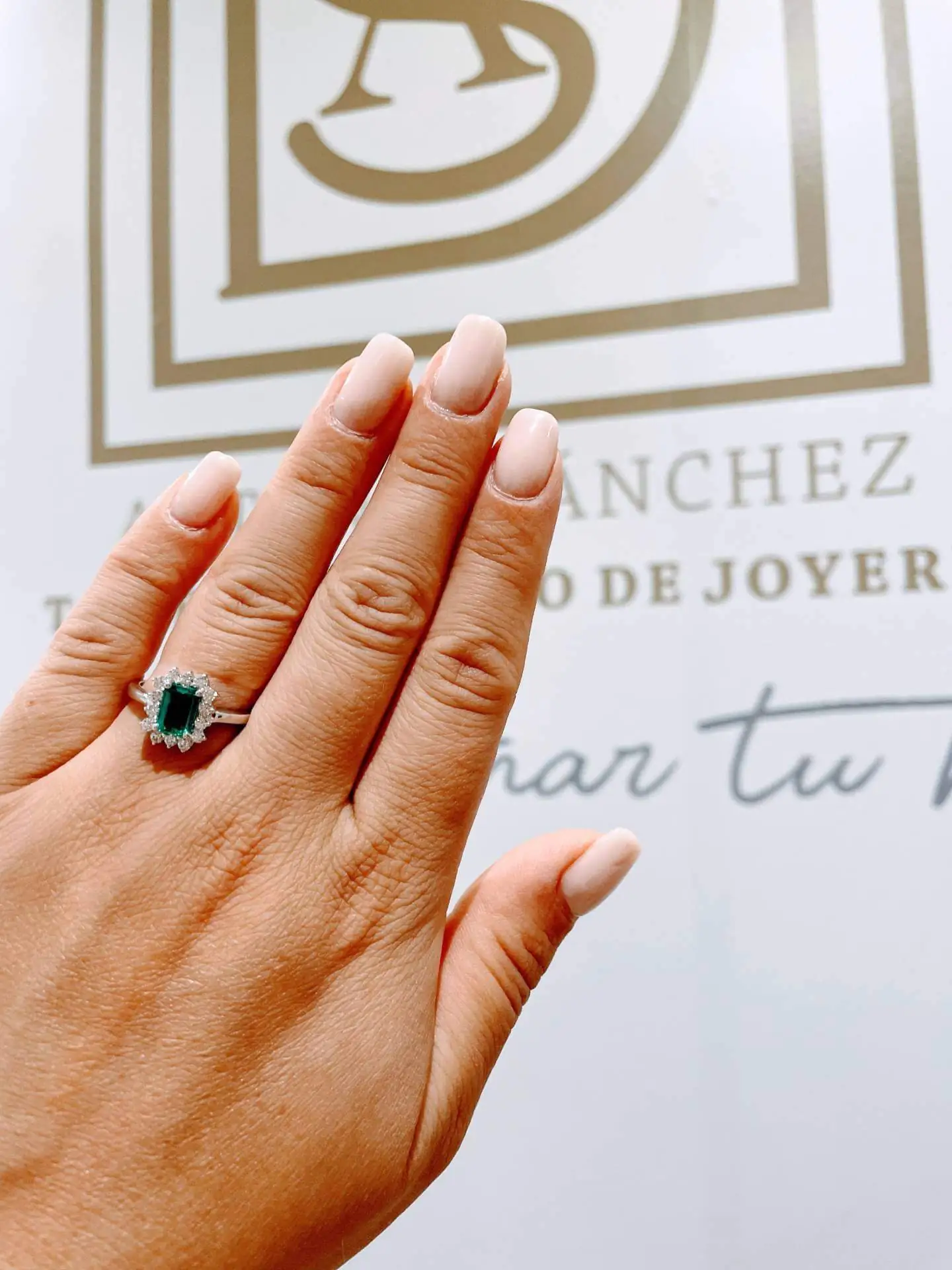 Anillo Esmeralda diamantes Vintage