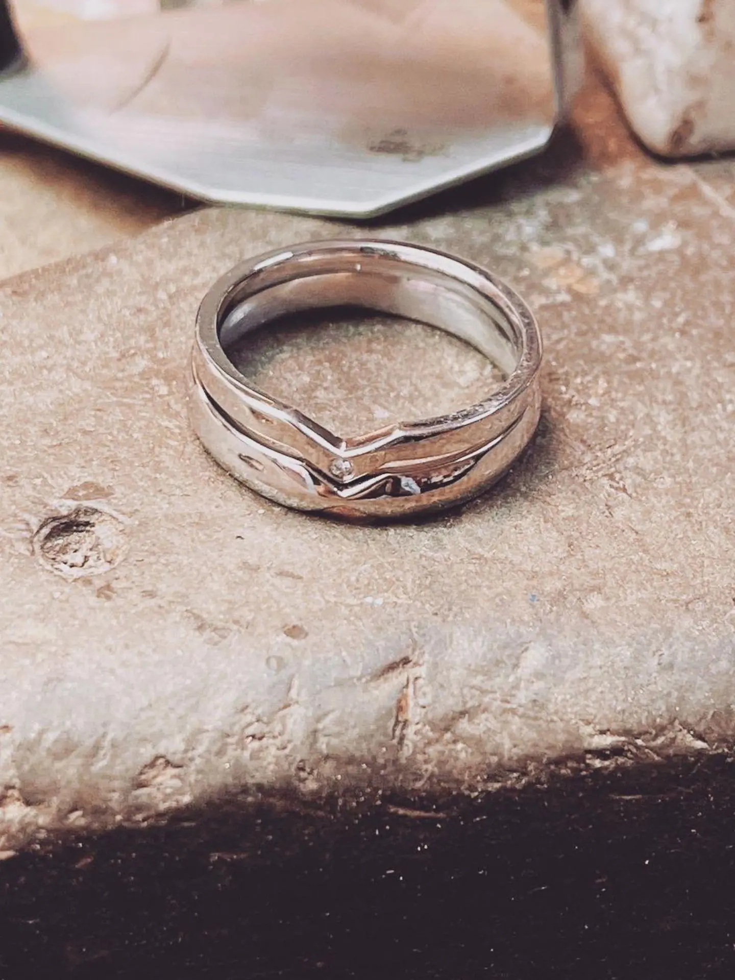 Alianzas de oro blanco Los tres amores
