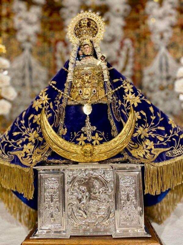 Un rosario de Oro y devoción