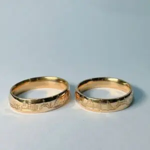 Alianzas boda oro amarillo y grabado especial